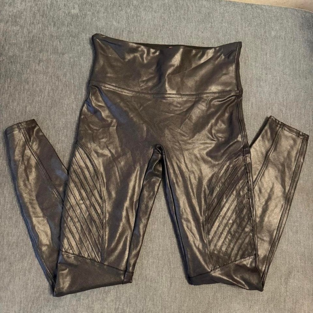 Spanx Faux Leather Moto Leggings Black High Waisted Petite‎ Small S/P Shapewear
